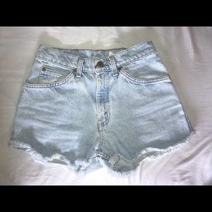 Vintage Levi’s Shorts from Aritzia